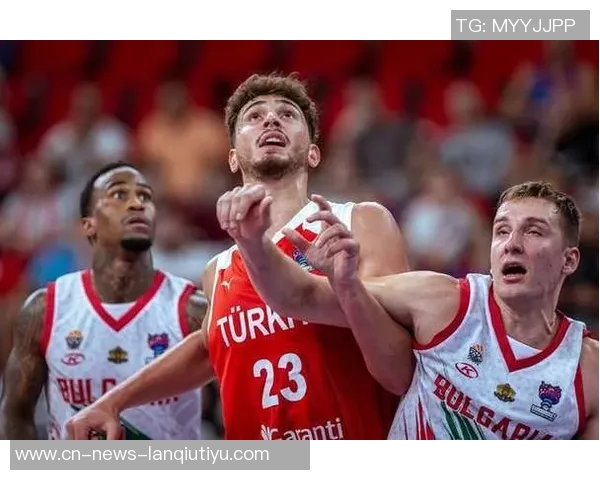 申京：团队协作与个人能力并重我们随时准备迎接关键时刻的挑战